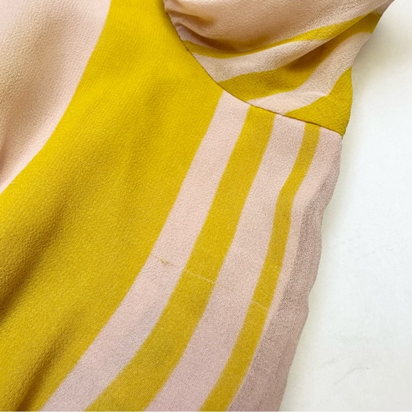 WAYF Smocked Peplum Faux Wrap Long Balloon Sleeve Blouse Size Medium - Picture 8 of 12